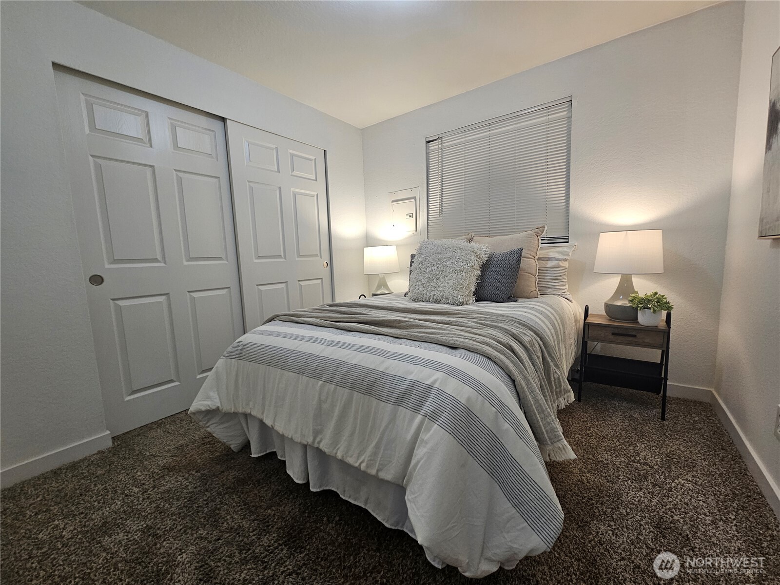 406 E Pioneer Street #E, Granite Falls, WA 98252