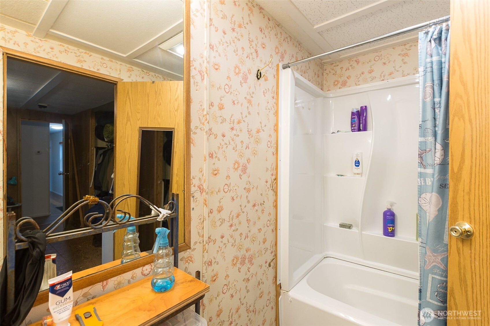 501 McCarver Road , Port Angeles, WA 98362