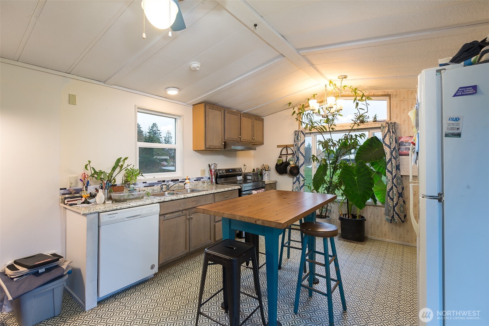 501 McCarver Road , Port Angeles, WA 98362