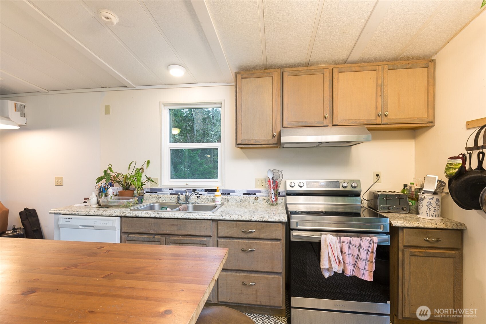 501 McCarver Road , Port Angeles, WA 98362