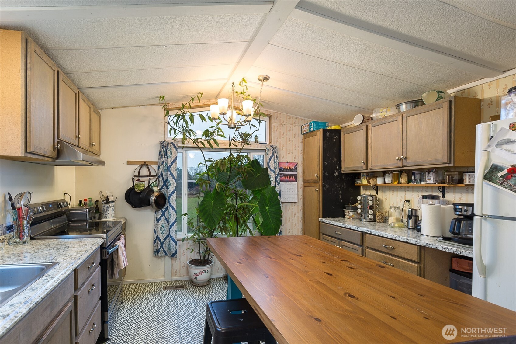 501 McCarver Road , Port Angeles, WA 98362