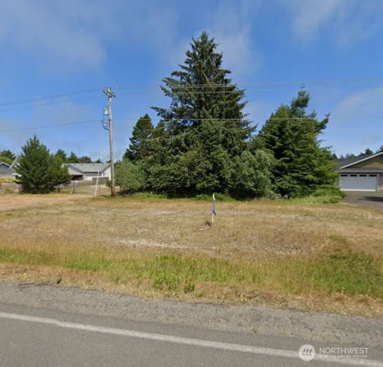 546 Point Brown Avenue SE, Ocean Shores, WA 98569