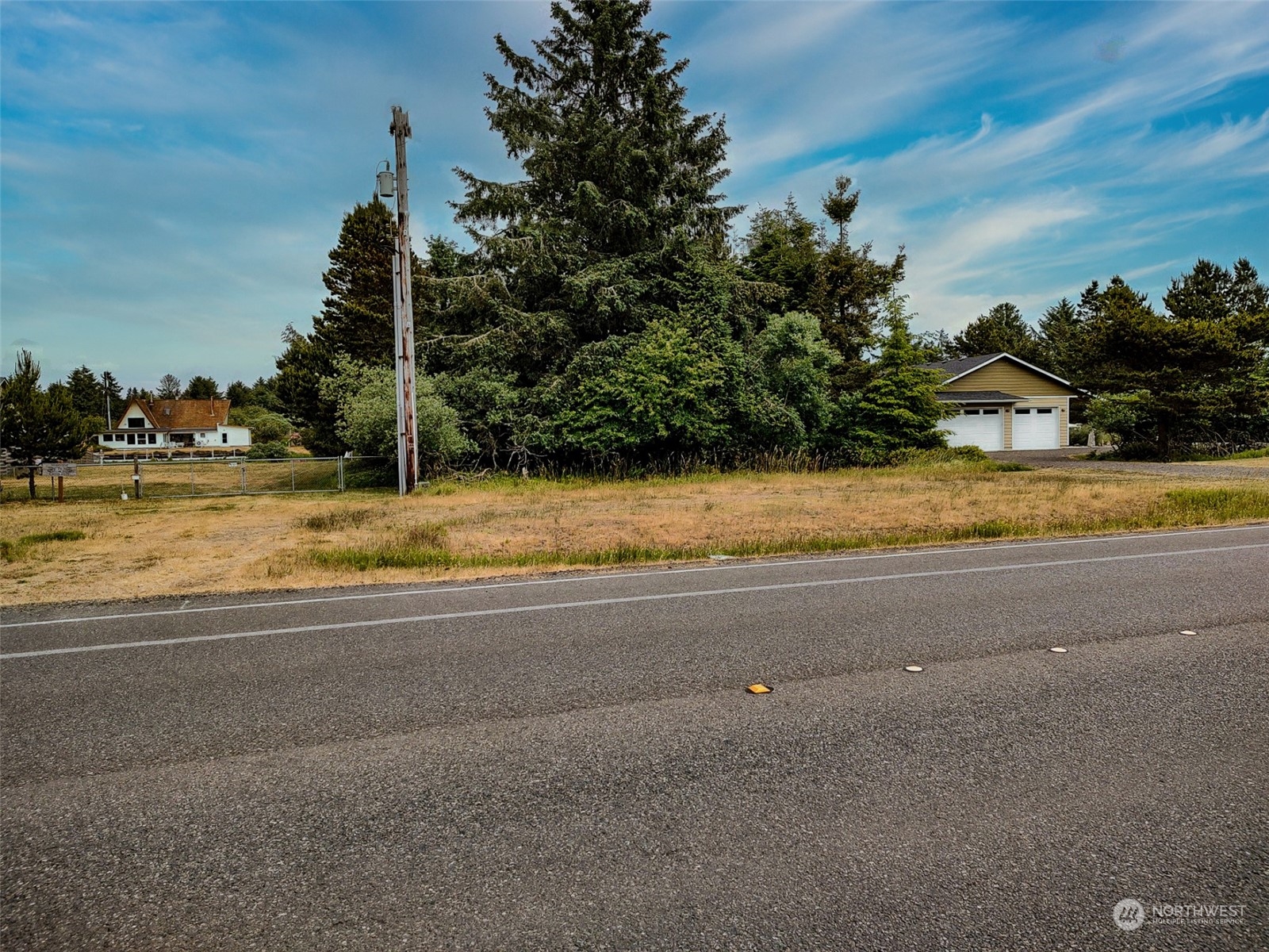546 Point Brown Avenue SE, Ocean Shores, WA 98569