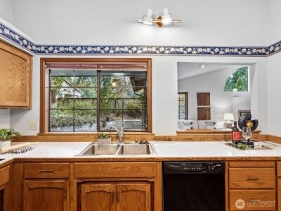 14300 Trillium Blvd SE #8, Mill Creek, WA 98012 - Photo 10
