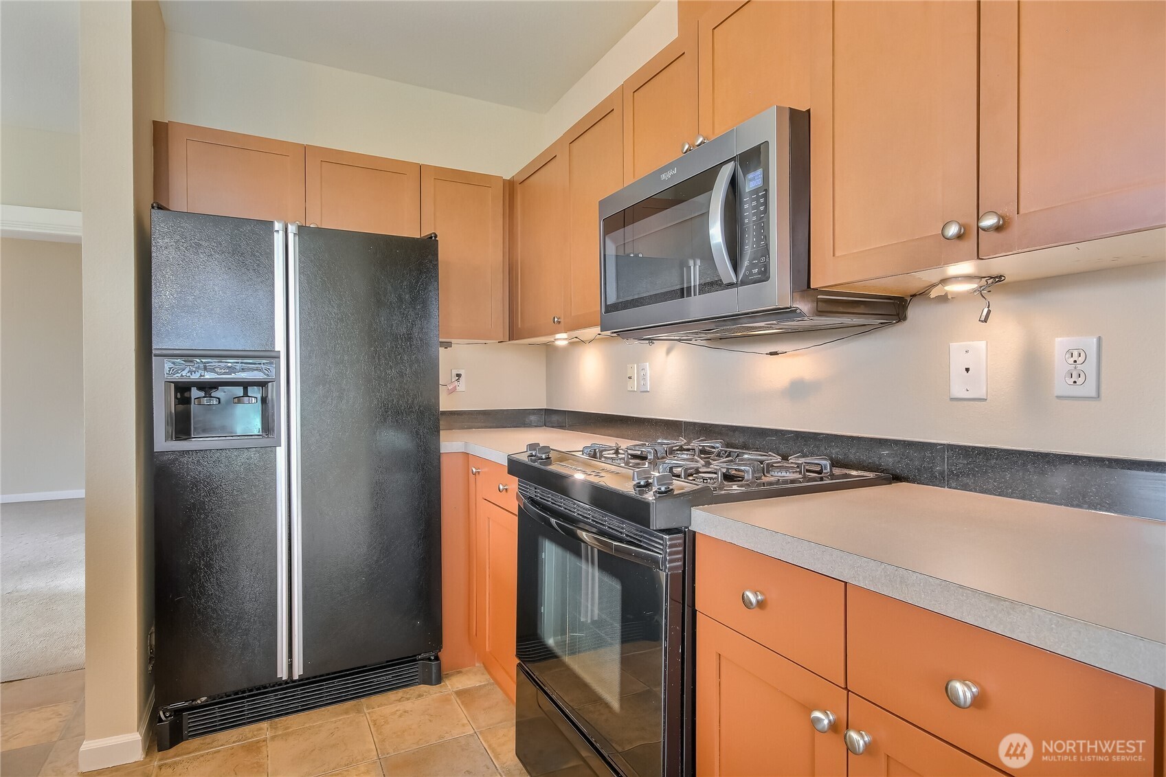 1000 Aurora Avenue N #310, Seattle, WA 98109-4177