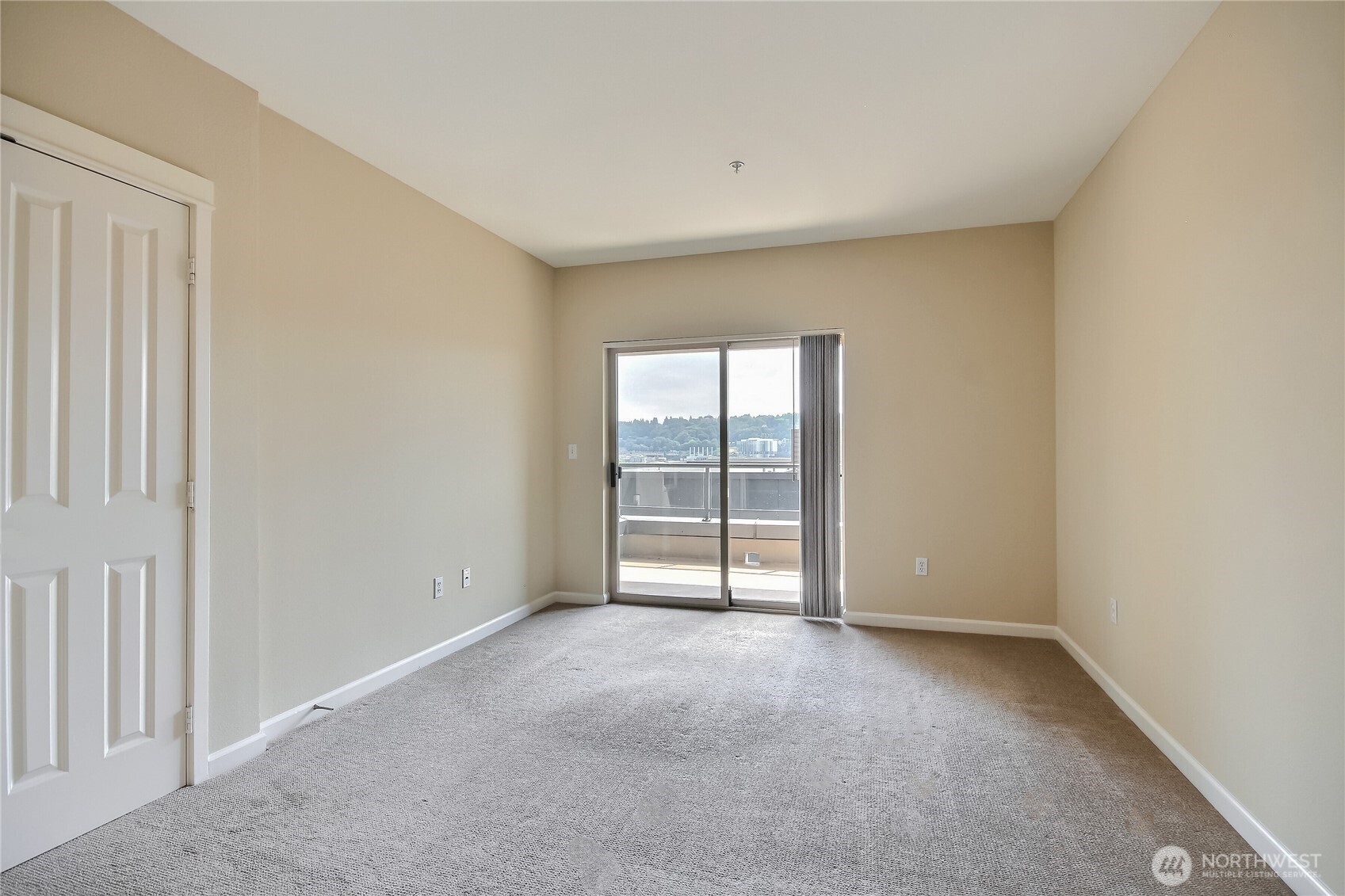 1000 Aurora Avenue N #310, Seattle, WA 98109-4177