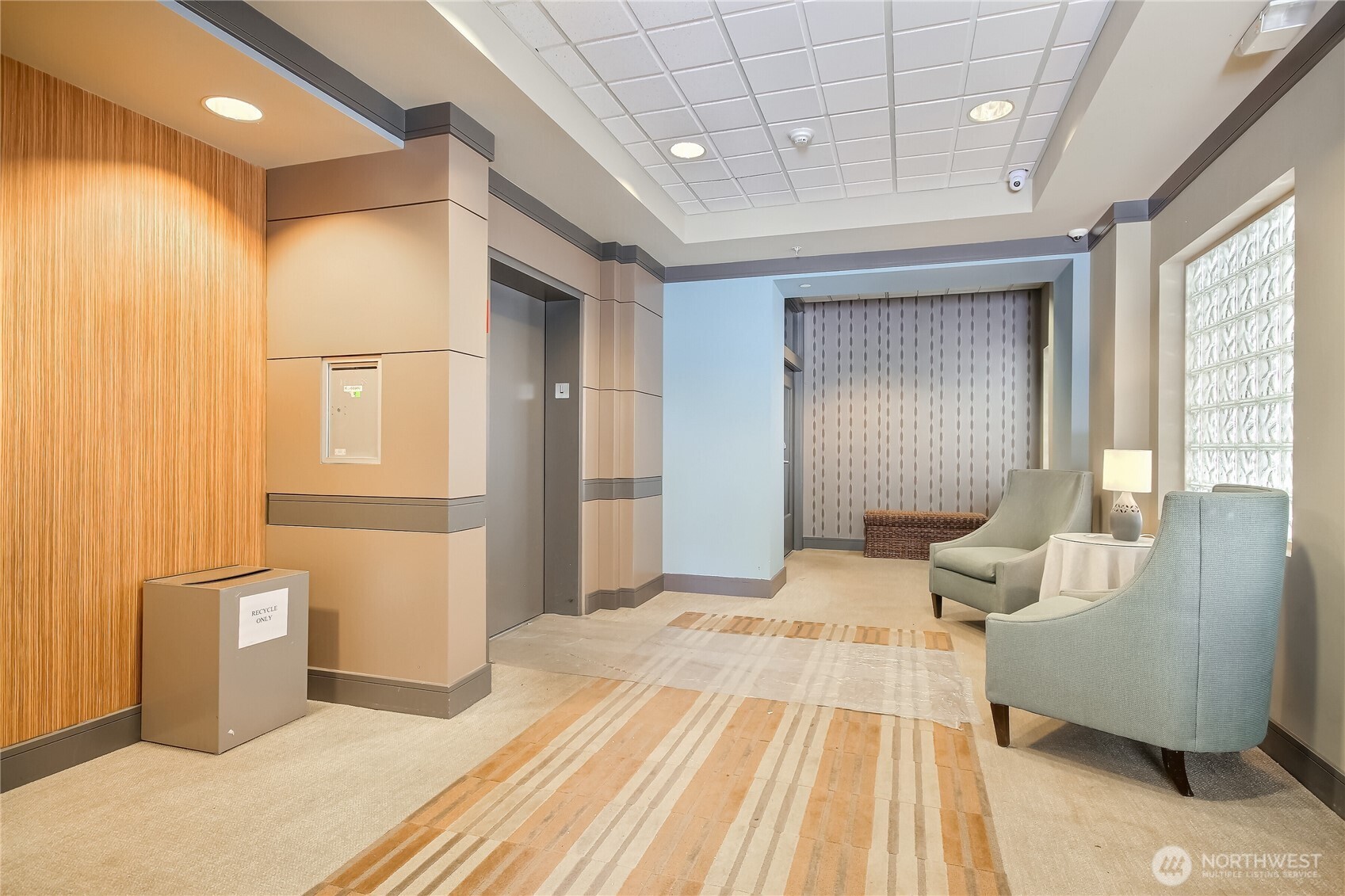 1000 Aurora Avenue N #310, Seattle, WA 98109-4177