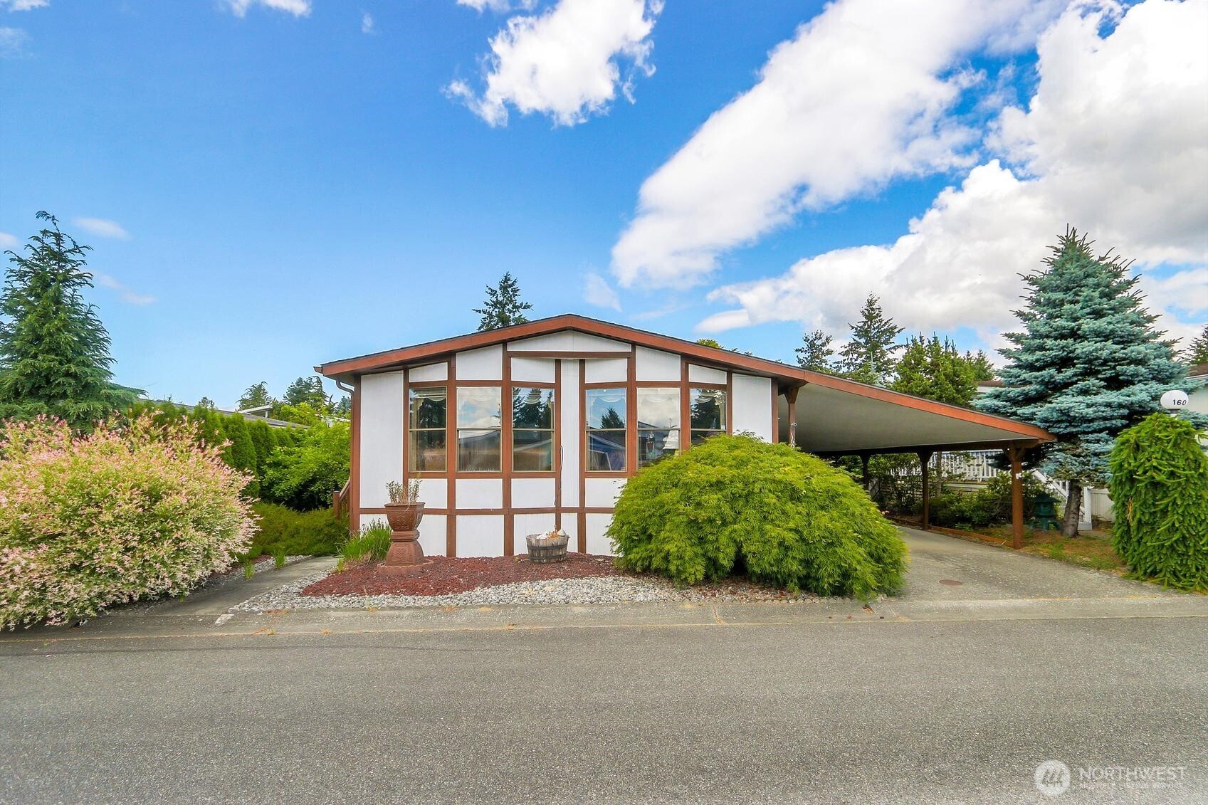 1427 100th Street SW #160, Everett, WA 98204-1107