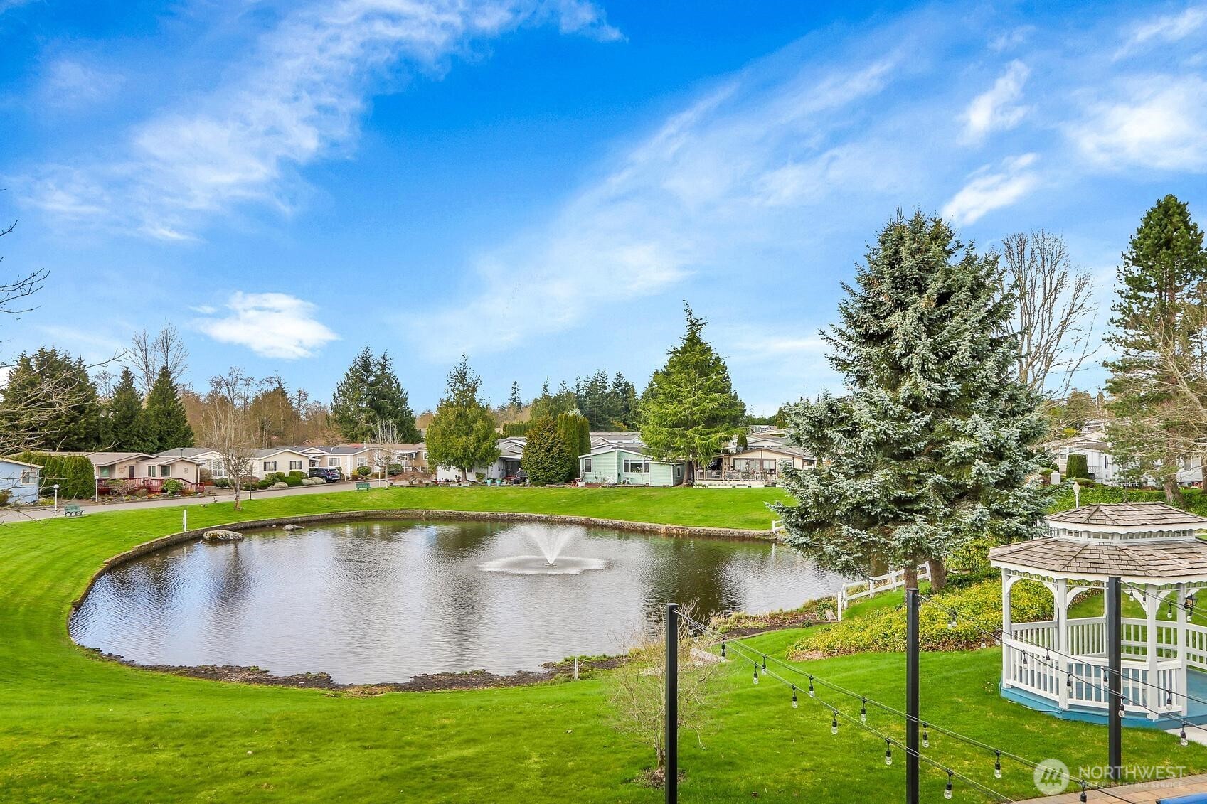 1427 100th Street SW #160, Everett, WA 98204-1107