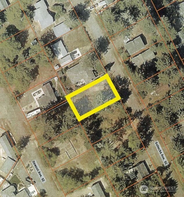 657 Sollecks Avenue SE, Ocean Shores, WA 98569