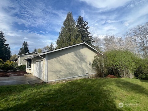 2111 Ponderosa Drive SE, Port Orchard, WA 98366