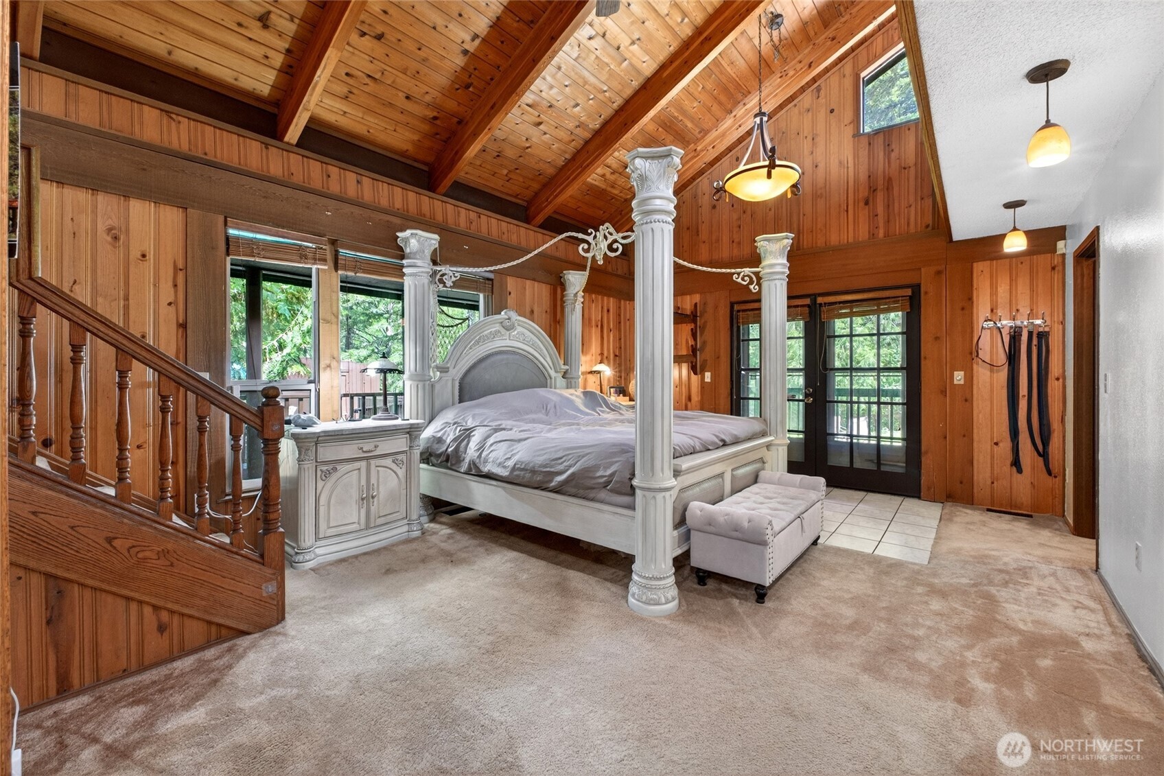 32113 98th Avenue E, Eatonville, WA 98328