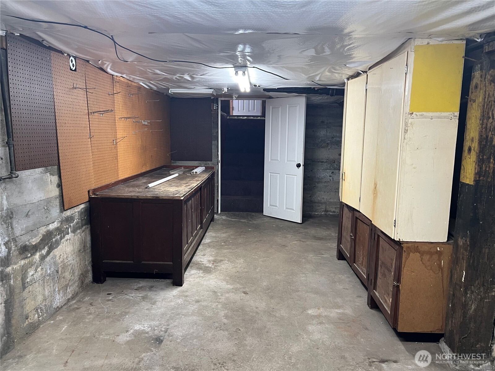 508 E First Street , Cle Elum, WA 98922
