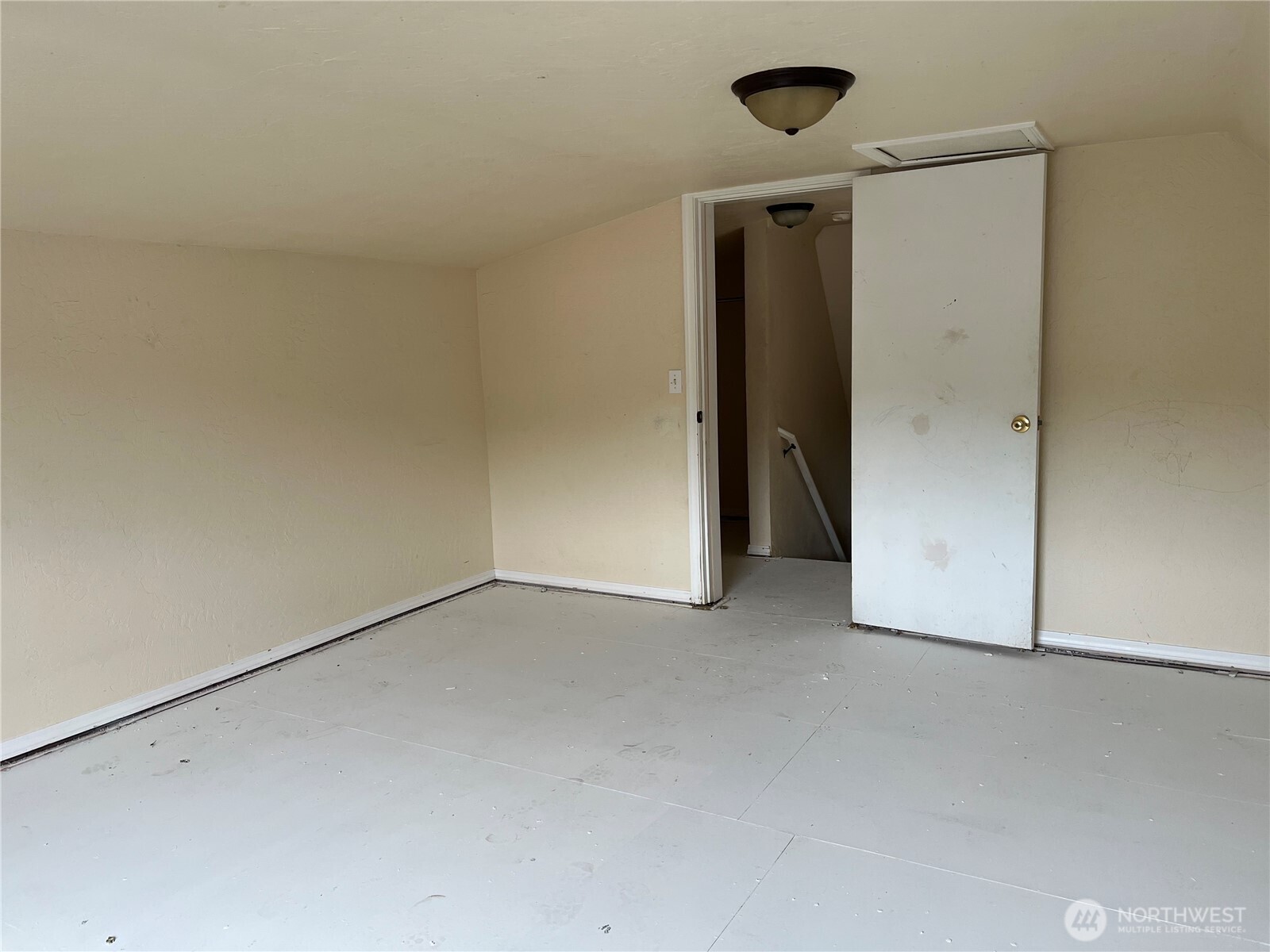 508 E First Street , Cle Elum, WA 98922