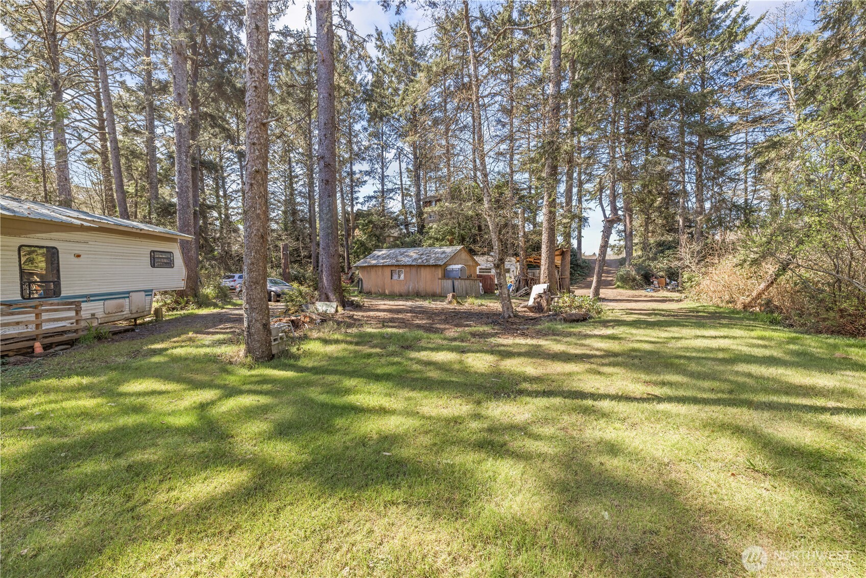 2543 State Route 109 , Ocean Shores, WA 98569