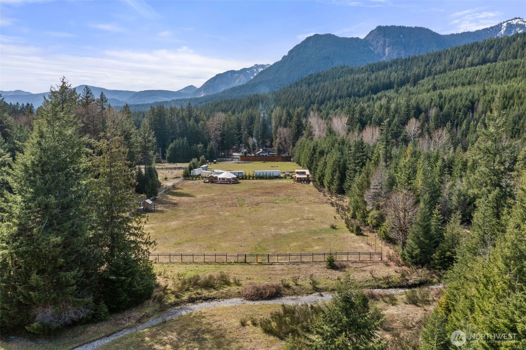 216 Eagle Peak Drive , Packwood, WA 98361