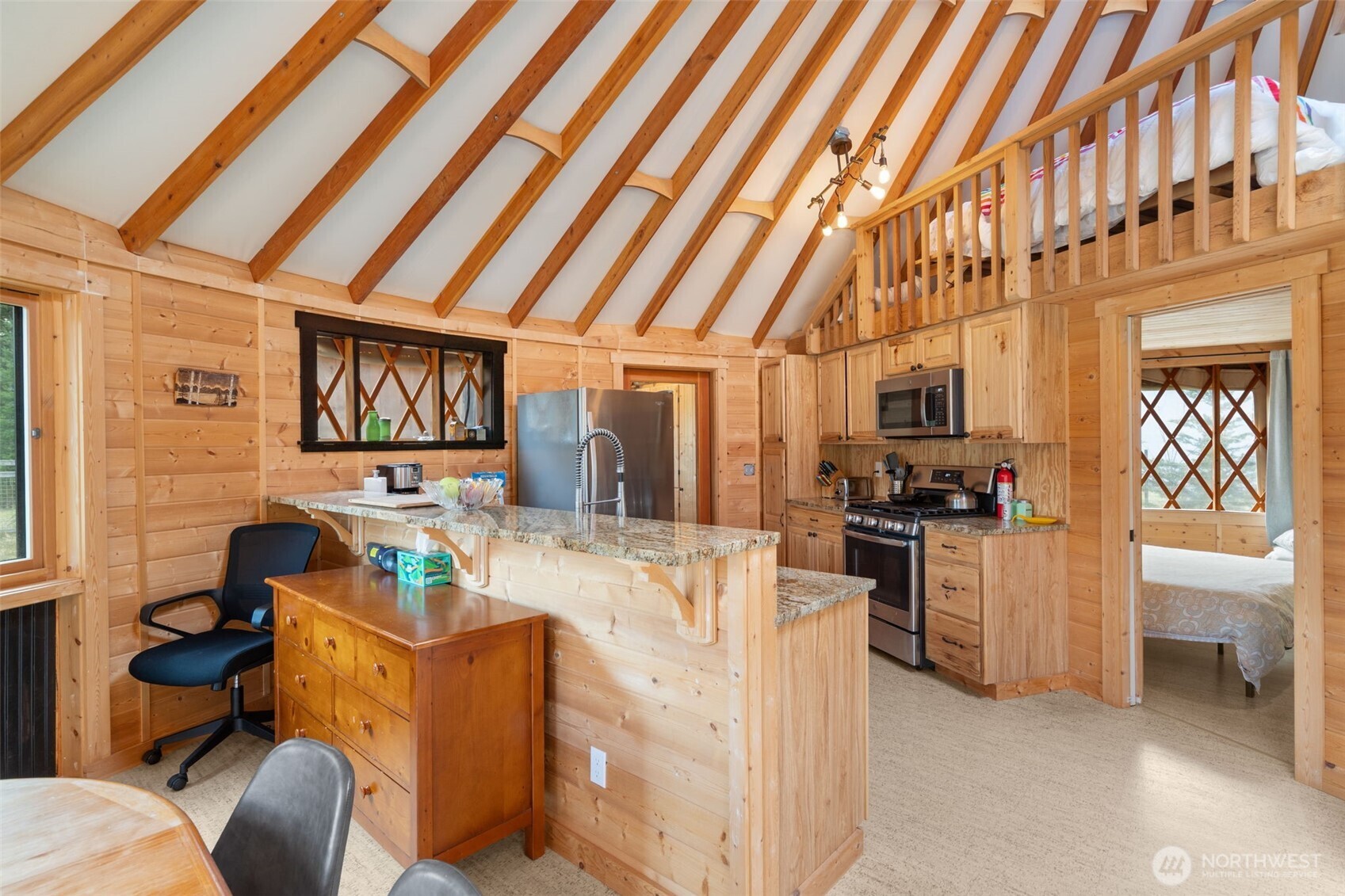 216 Eagle Peak Drive , Packwood, WA 98361