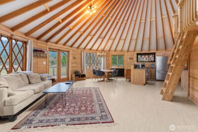 216 Eagle Peak Drive , Packwood, WA 98361 - Photo 2