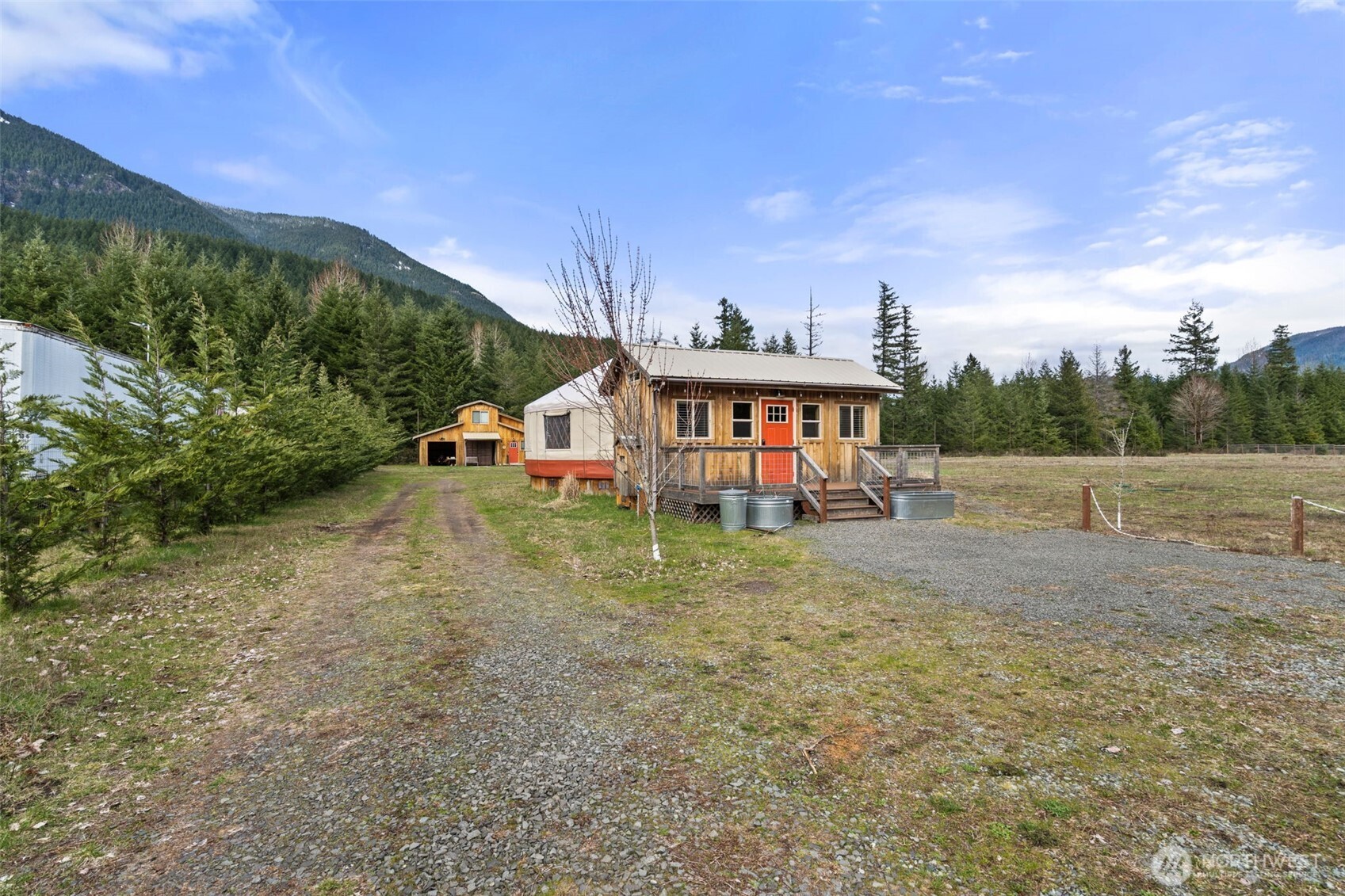 216 Eagle Peak Drive , Packwood, WA 98361