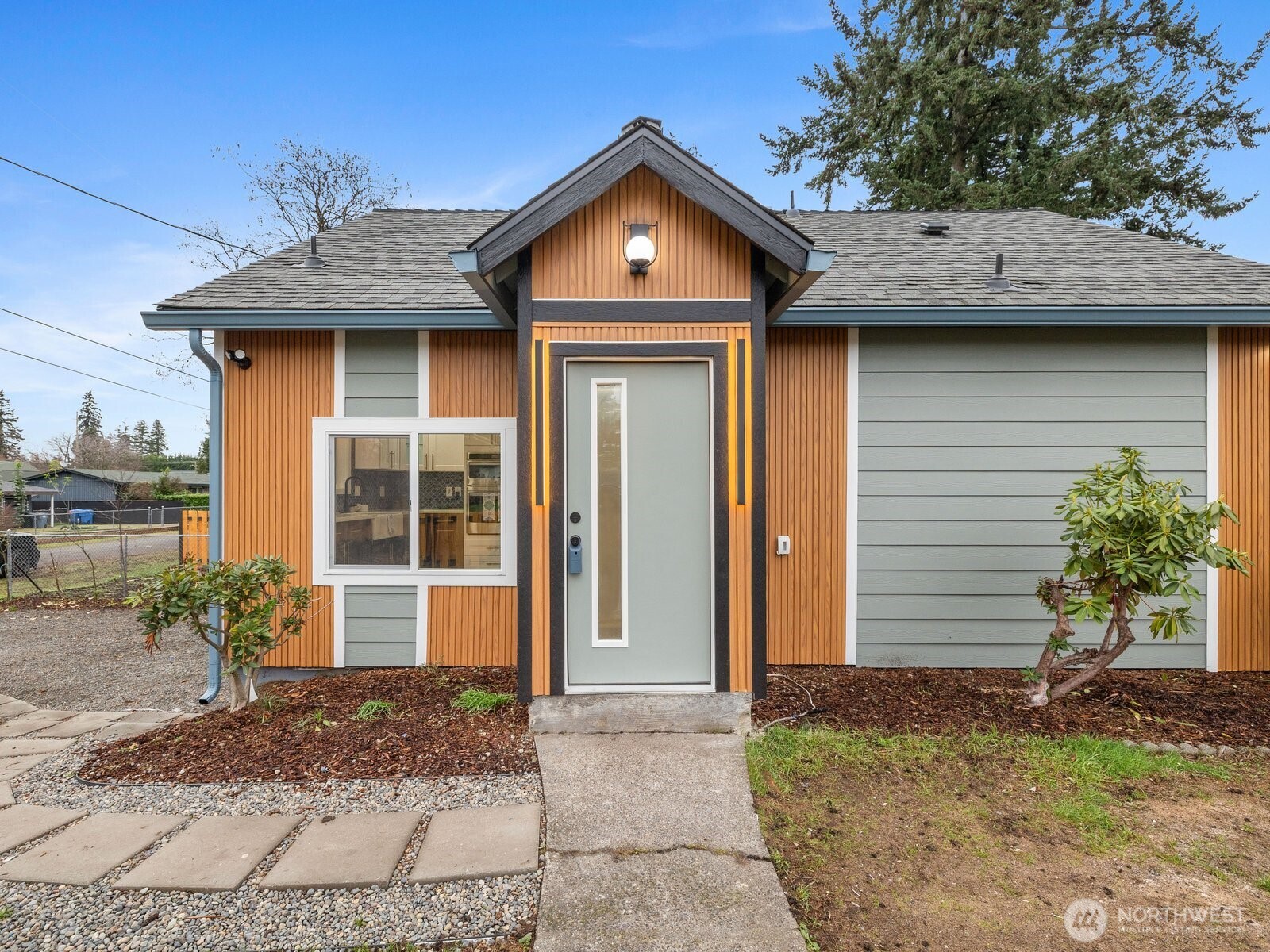 10101 Ainsworth Ave S , Tacoma, WA 98444