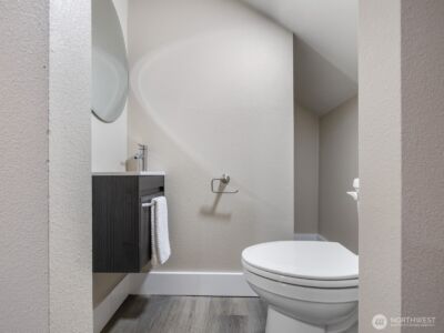 10101 Ainsworth Ave S , Tacoma, WA 98444 - Photo 28