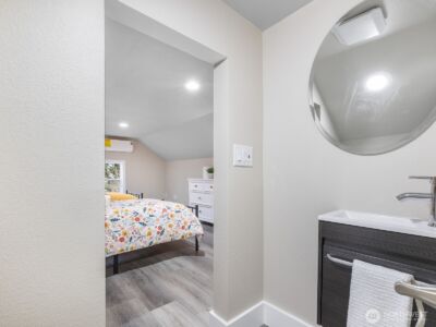 10101 Ainsworth Ave S , Tacoma, WA 98444 - Photo 29