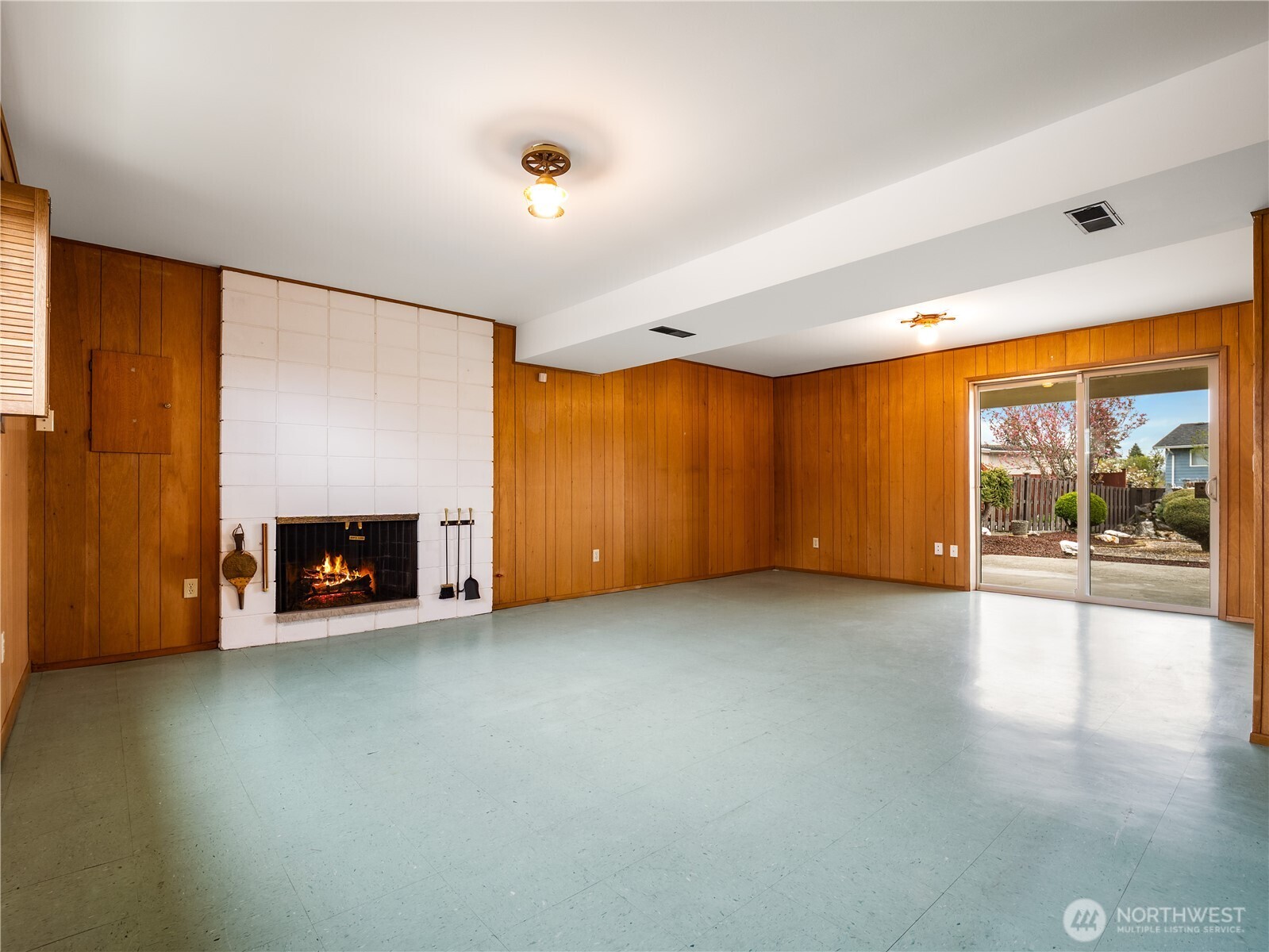 16526 116th Place SE, Renton, WA 98058