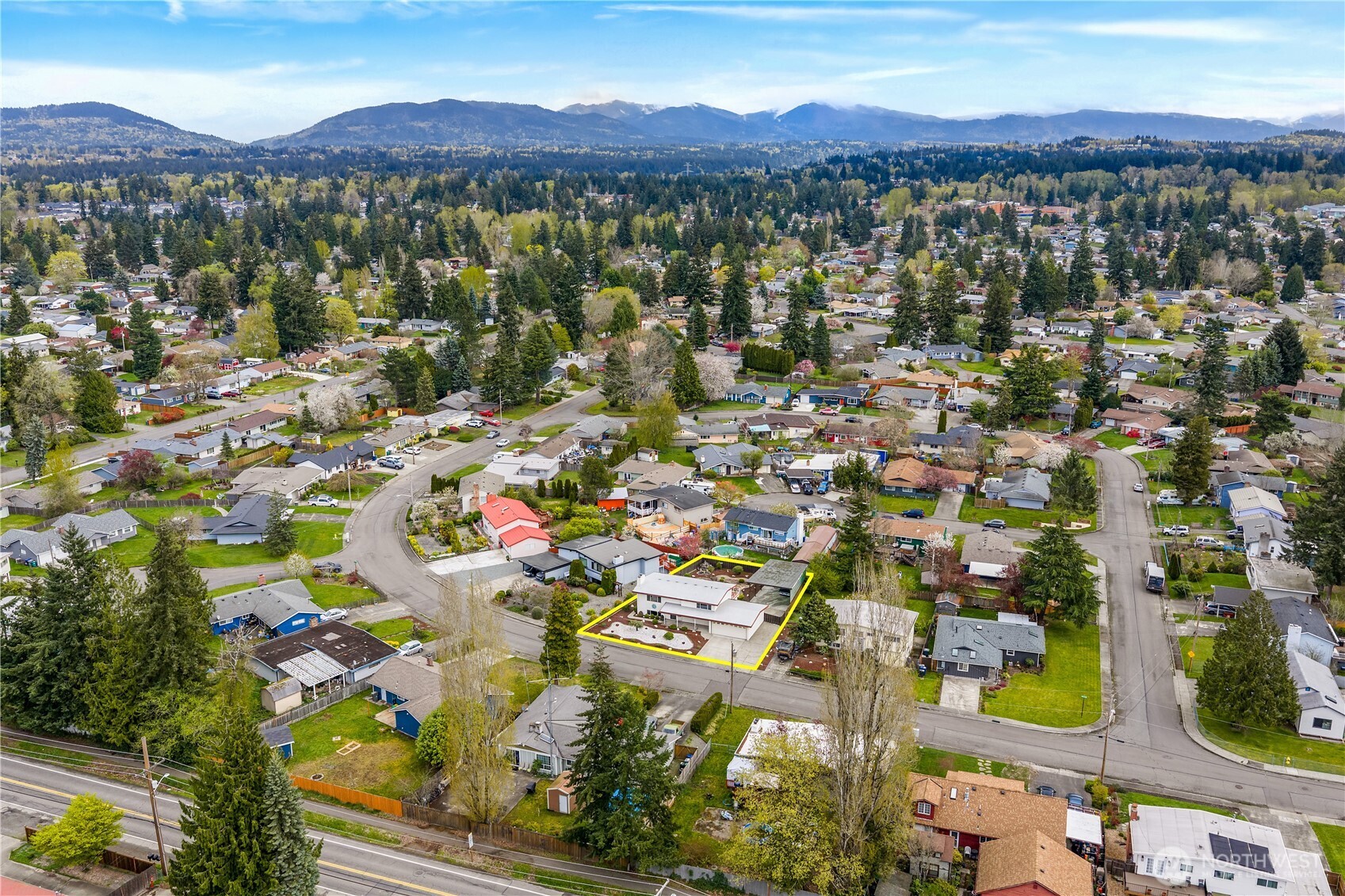 16526 116th Place SE, Renton, WA 98058