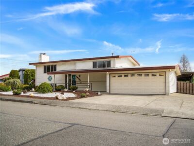 16526 116th Place SE, Renton, WA 98058 - Photo 3