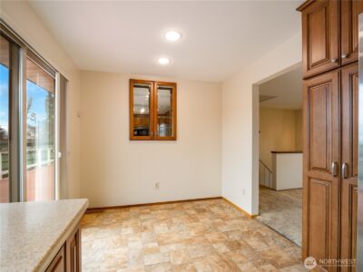16526 116th Place SE, Renton, WA 98058 - Photo 9