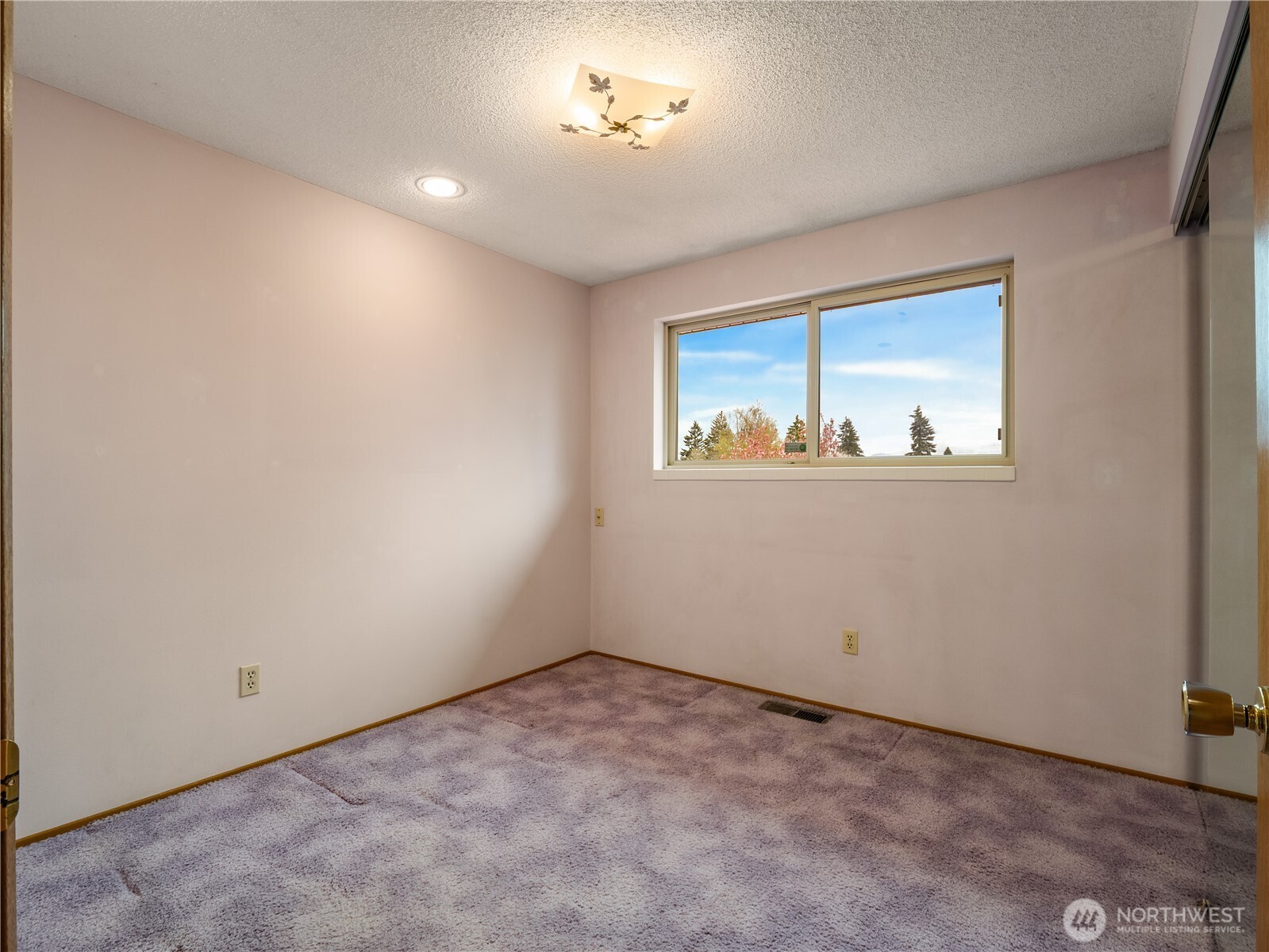 16526 116th Place SE, Renton, WA 98058