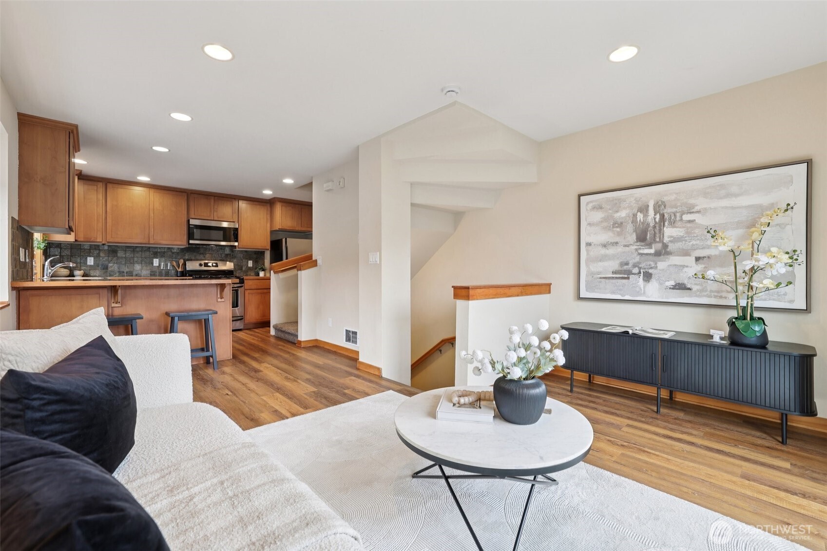 9047 17th Avenue SW #A, Seattle, WA 98106