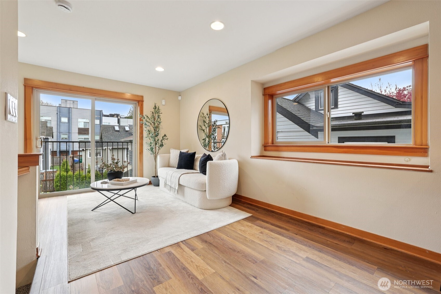 9047 17th Avenue SW #A, Seattle, WA 98106