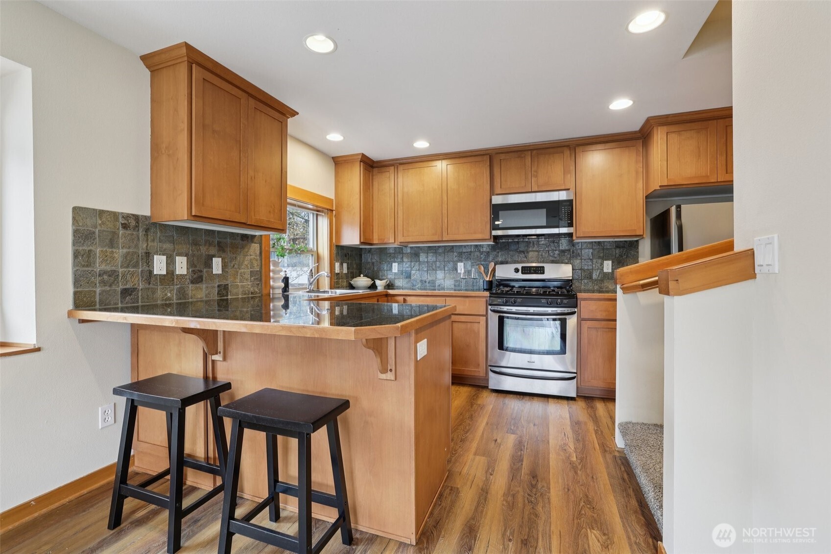 9047 17th Avenue SW #A, Seattle, WA 98106