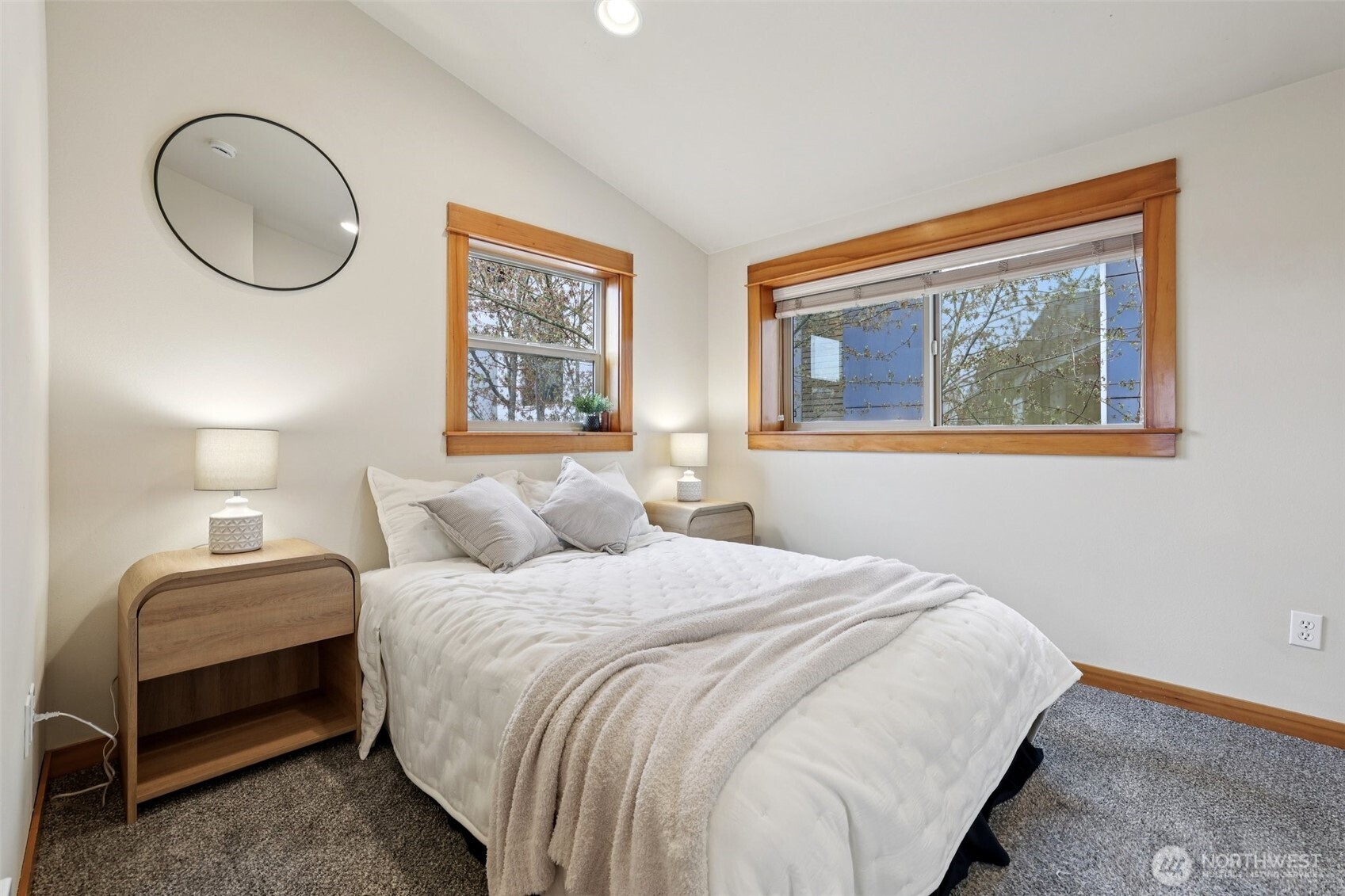 9047 17th Avenue SW #A, Seattle, WA 98106