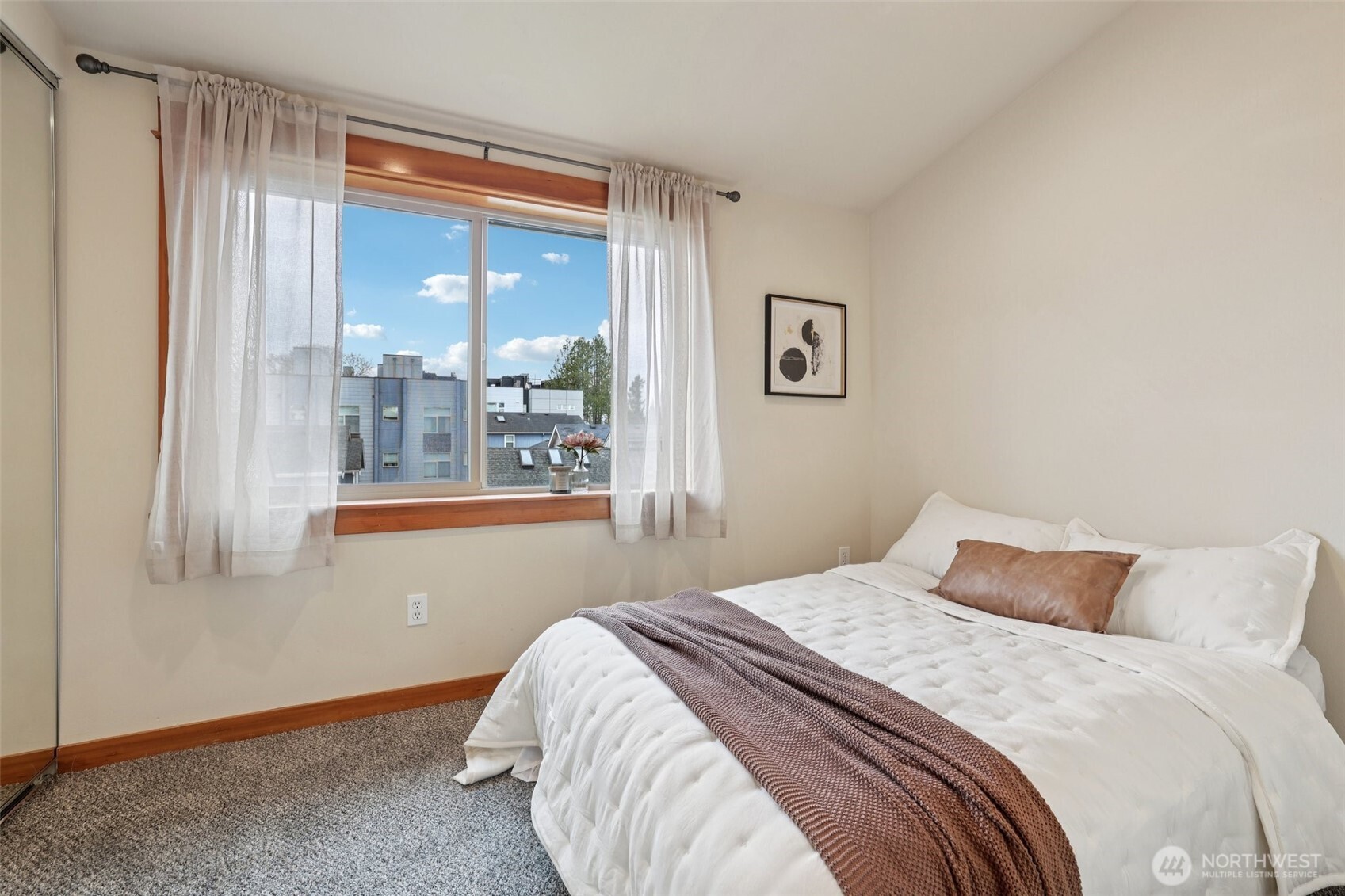 9047 17th Avenue SW #A, Seattle, WA 98106