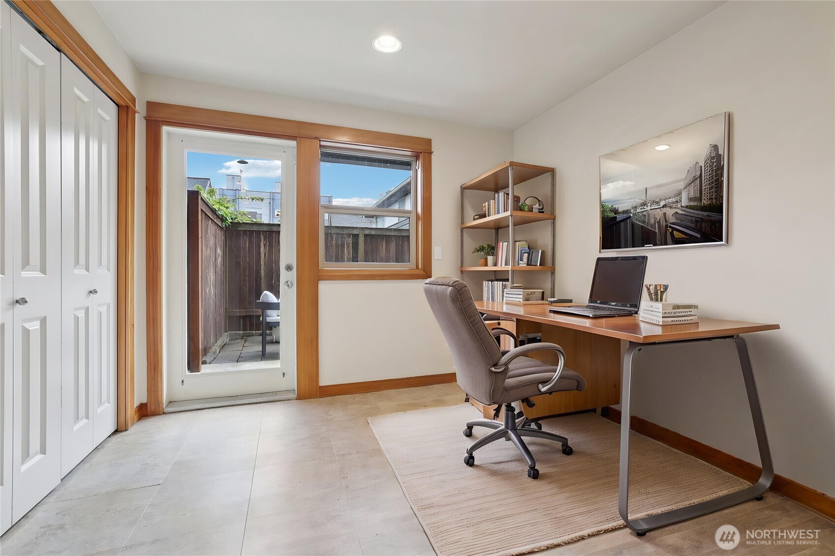 9047 17th Avenue SW #A, Seattle, WA 98106