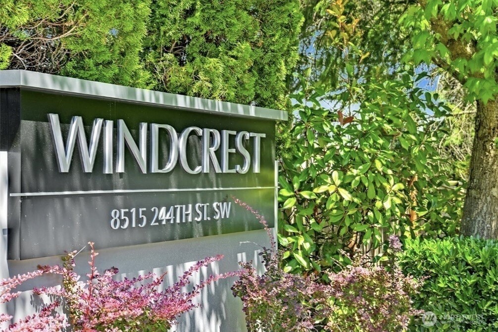 8515 244th Street SW #A2, Edmonds, WA 98026
