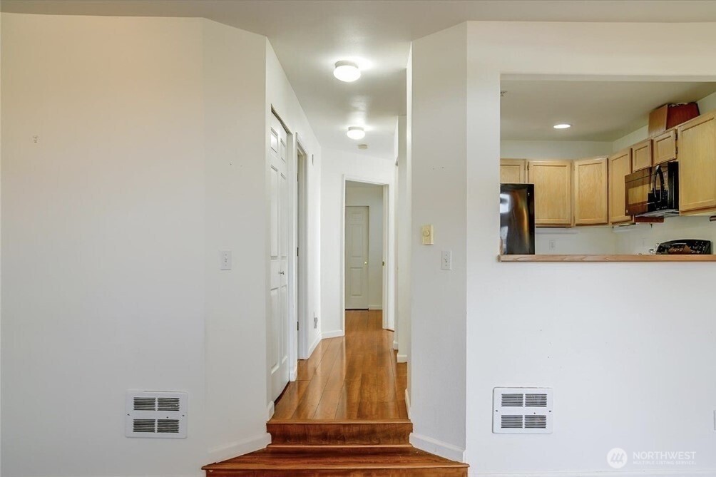 8515 244th Street SW #A2, Edmonds, WA 98026