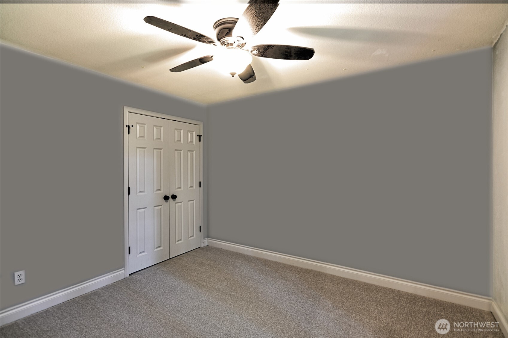 5726 East Drive , Everett, WA 98203