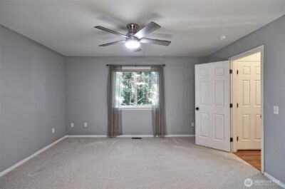 5726 East Drive , Everett, WA 98203 - Photo 10