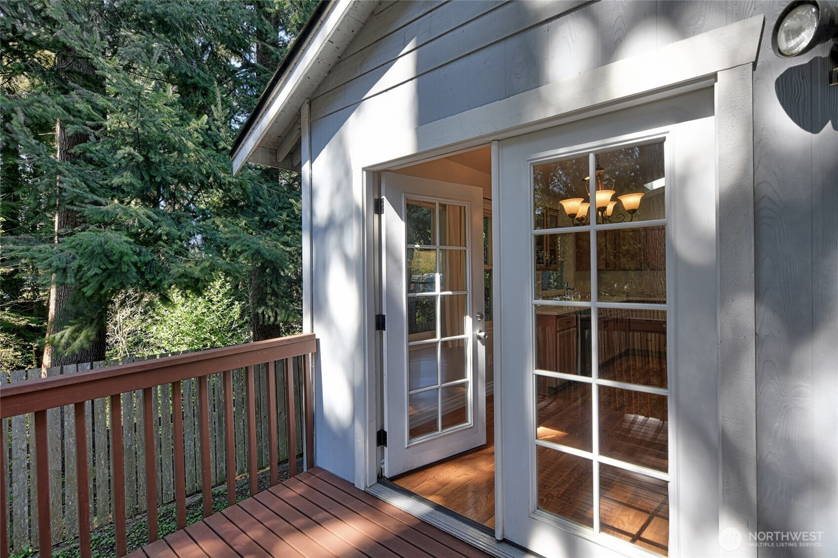 5726 East Drive , Everett, WA 98203