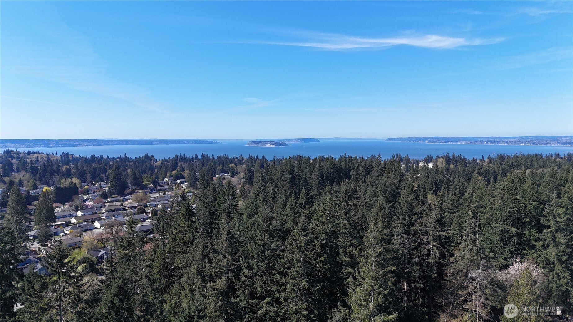 5726 East Drive , Everett, WA 98203