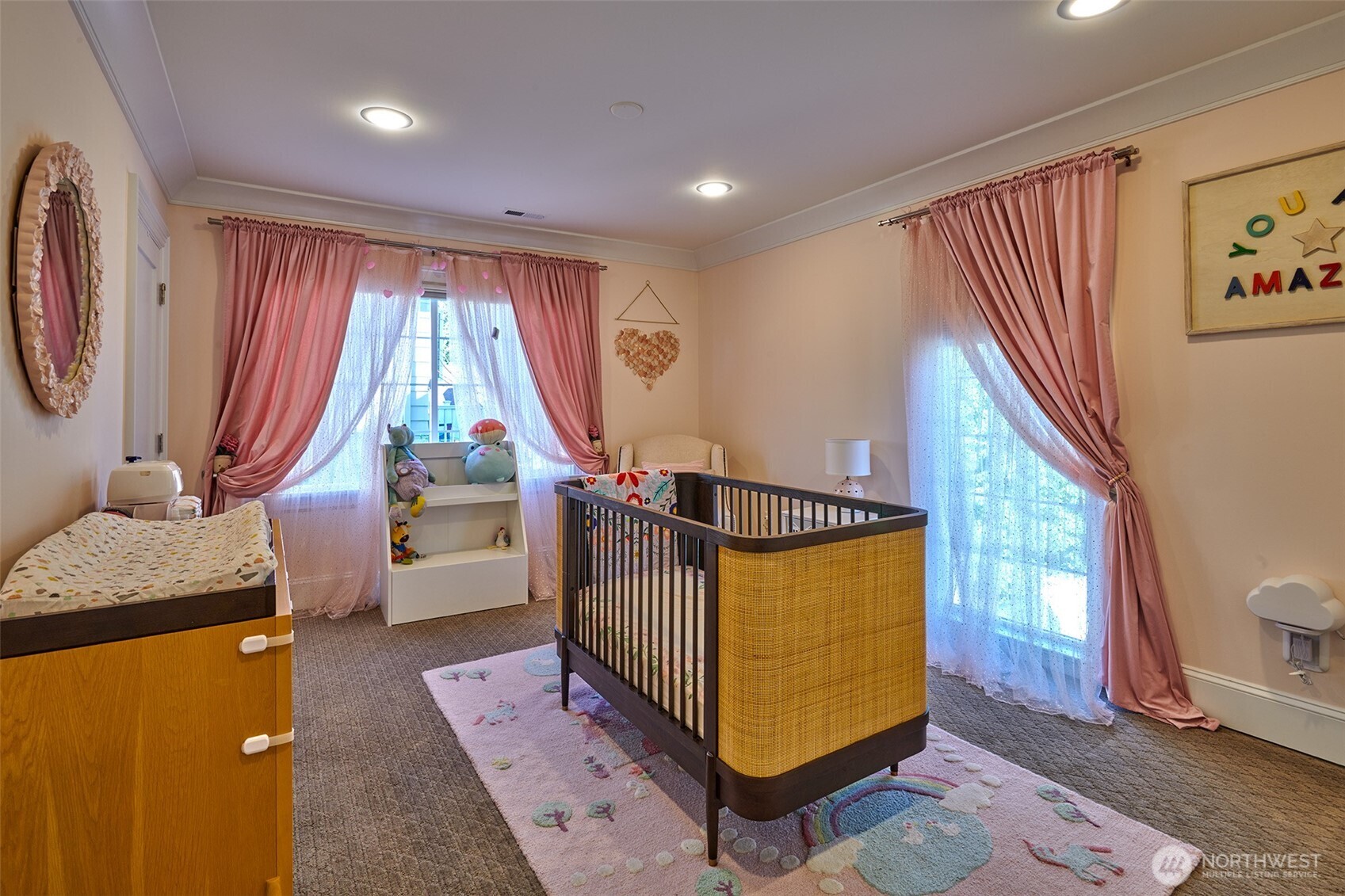 2736 34th Avenue S, Seattle, WA 98144-5561