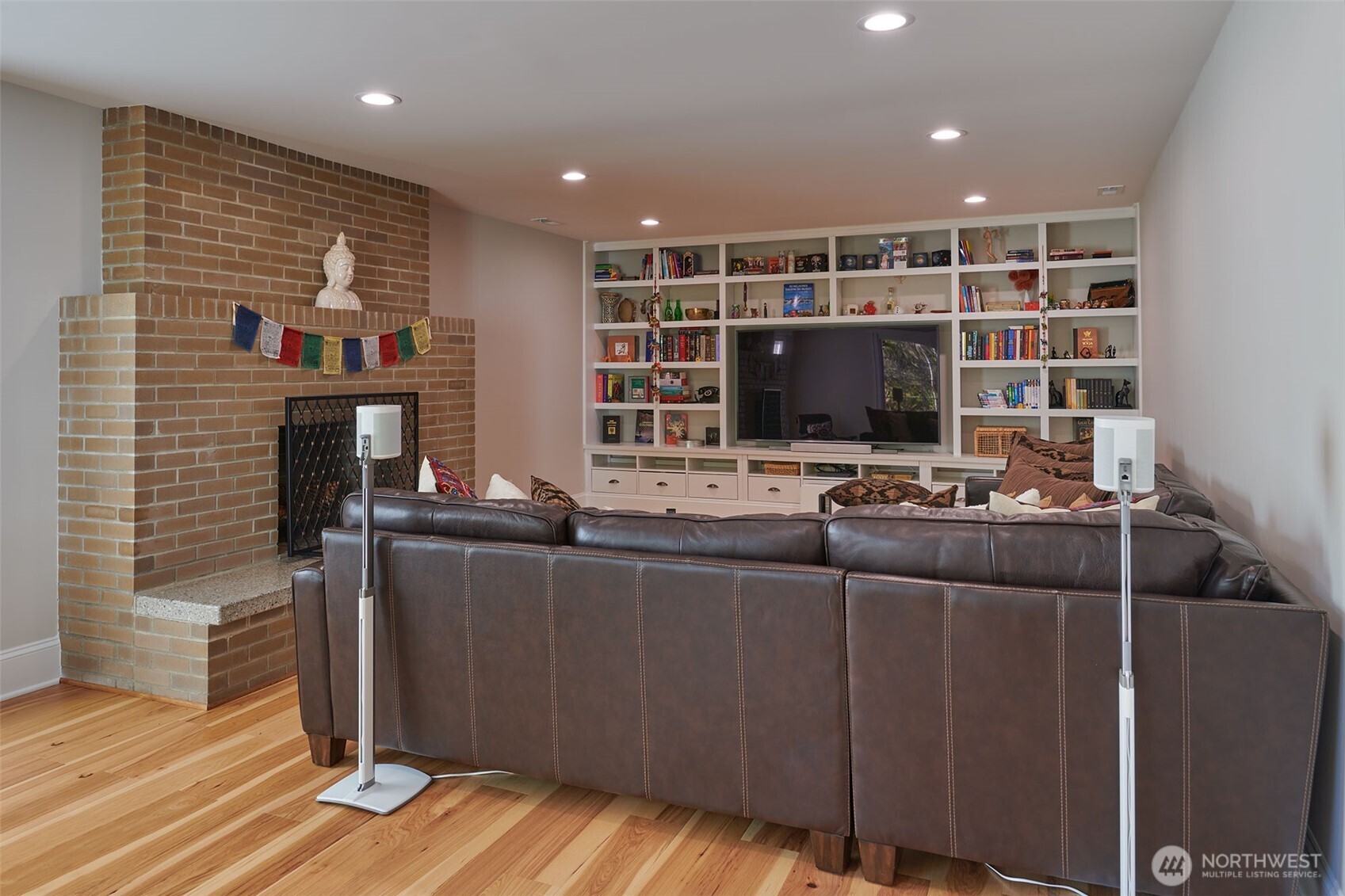 2736 34th Avenue S, Seattle, WA 98144-5561