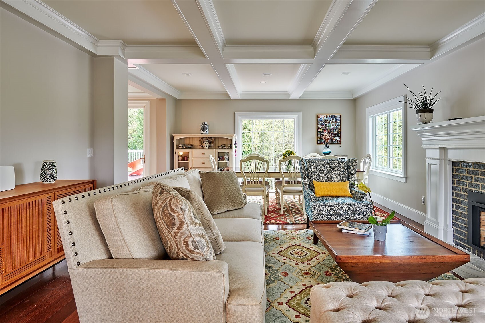 2736 34th Avenue S, Seattle, WA 98144-5561