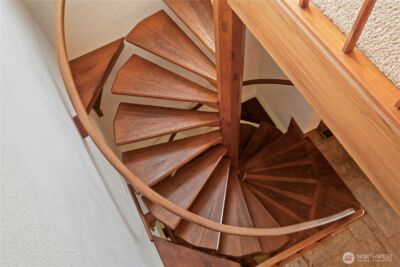17040 Agate Street NE, Bainbridge Island, WA 98110 - Photo 23