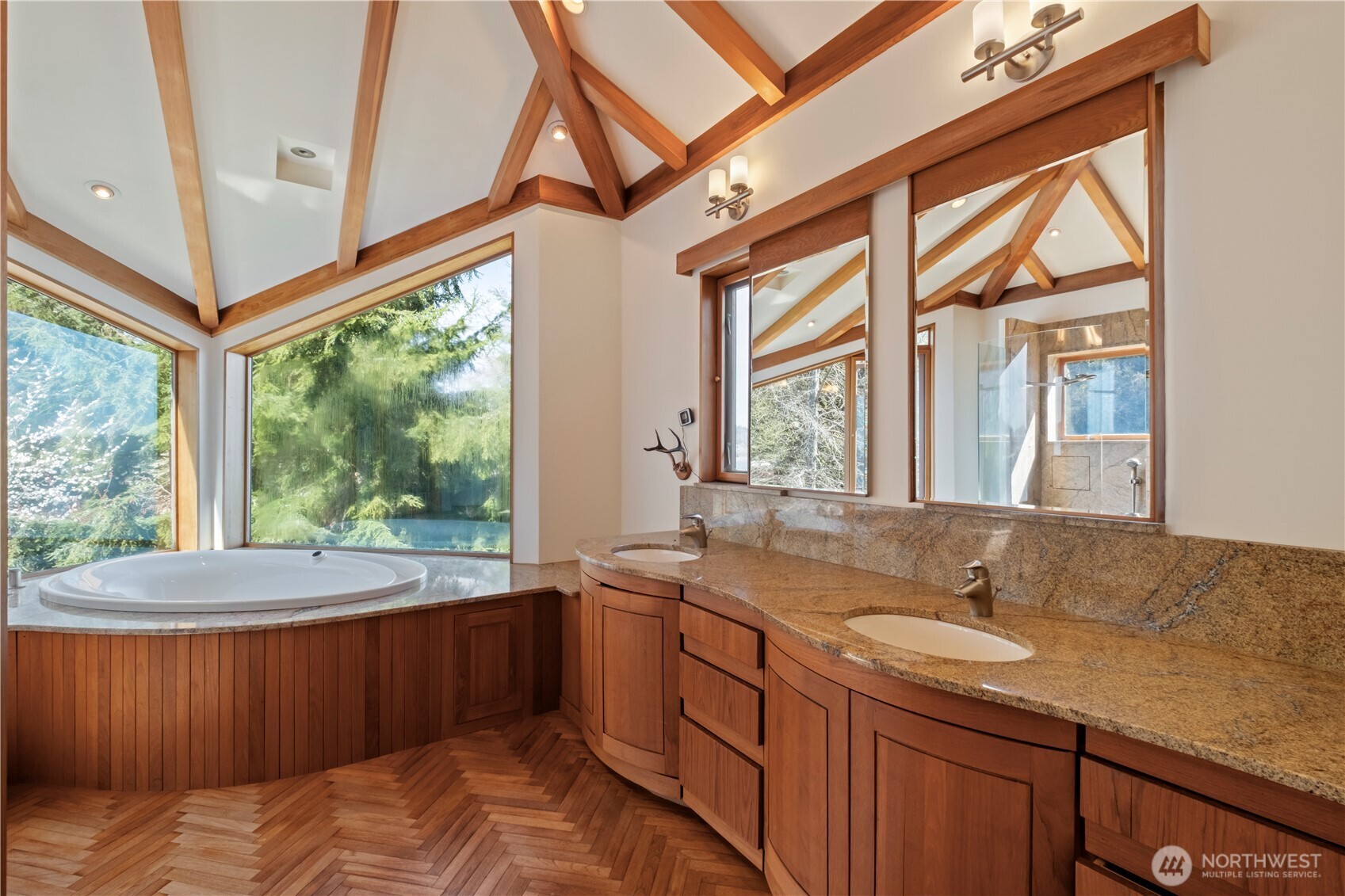 17040 Agate Street NE, Bainbridge Island, WA 98110