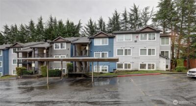 26335 116th Avenue NE #H105, Kent, WA 98030