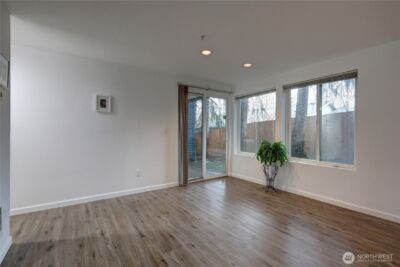 26335 116th Avenue NE #H105, Kent, WA 98030 - Photo 4